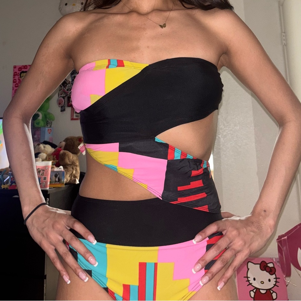 Volcom one piece bathing suit